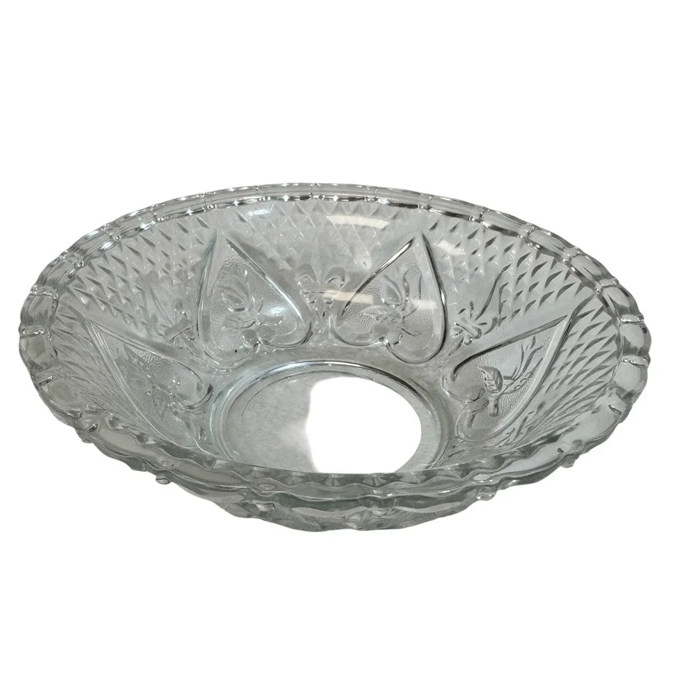 Vintage Clear Glass Heart Etched Serving Bowl Footed‎ Heavy Dish Indonesia